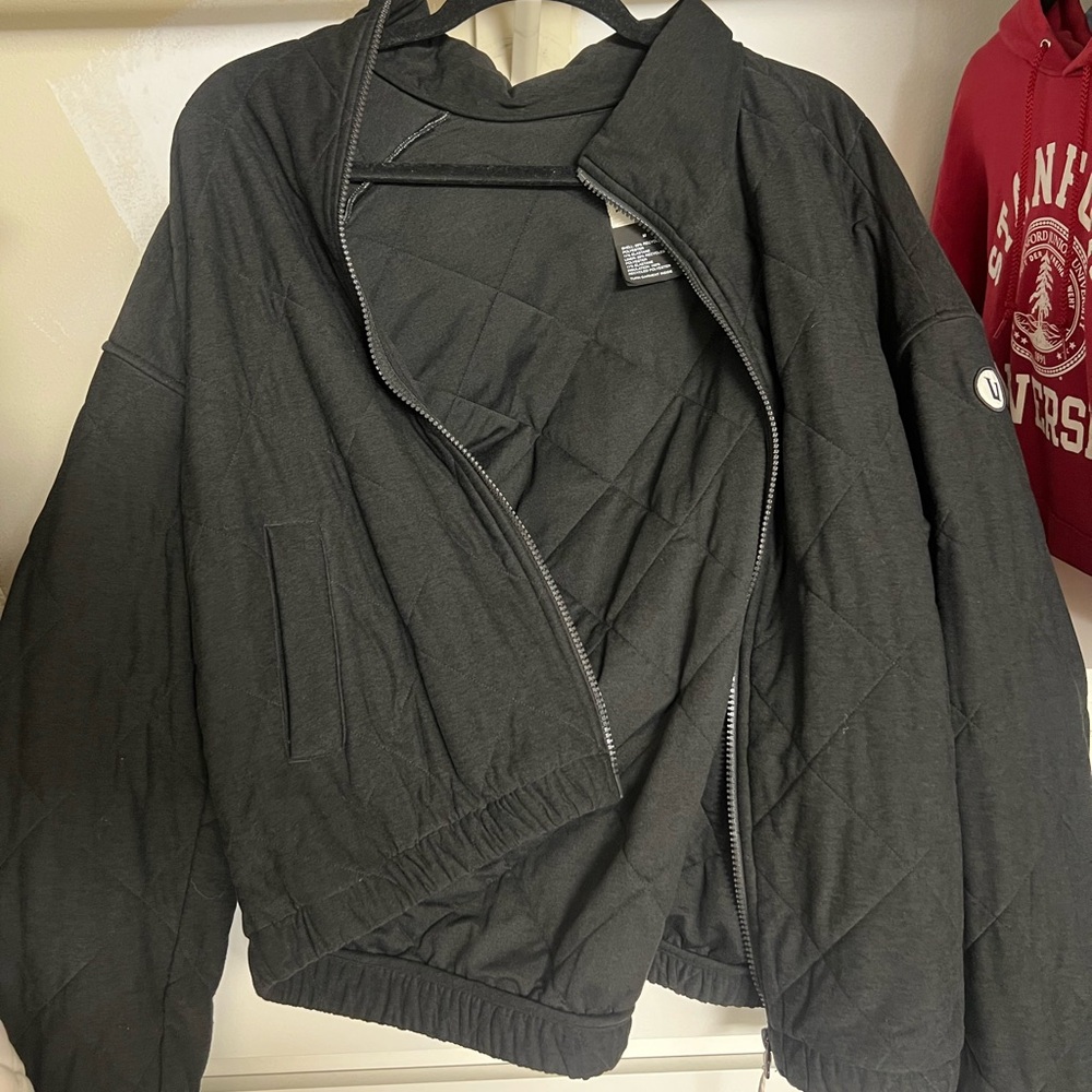 vuori halo insulated jacket
